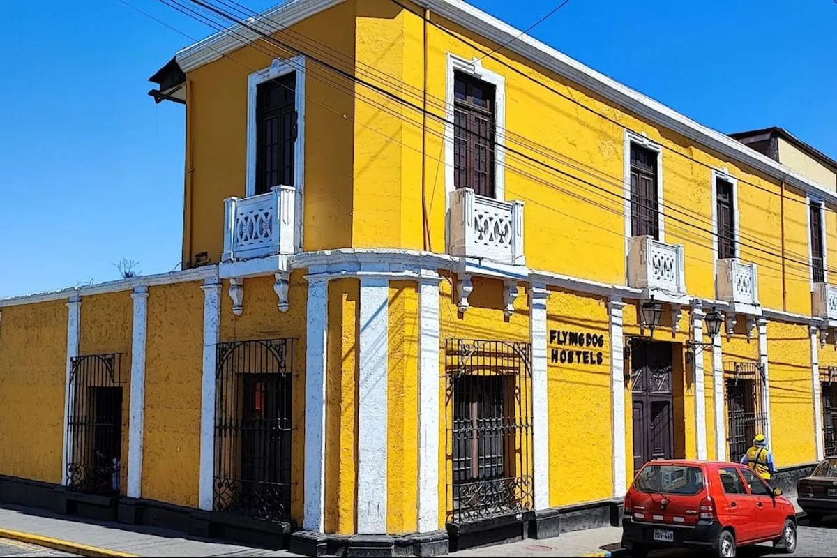 Flying Dog Hostel Arequipa.