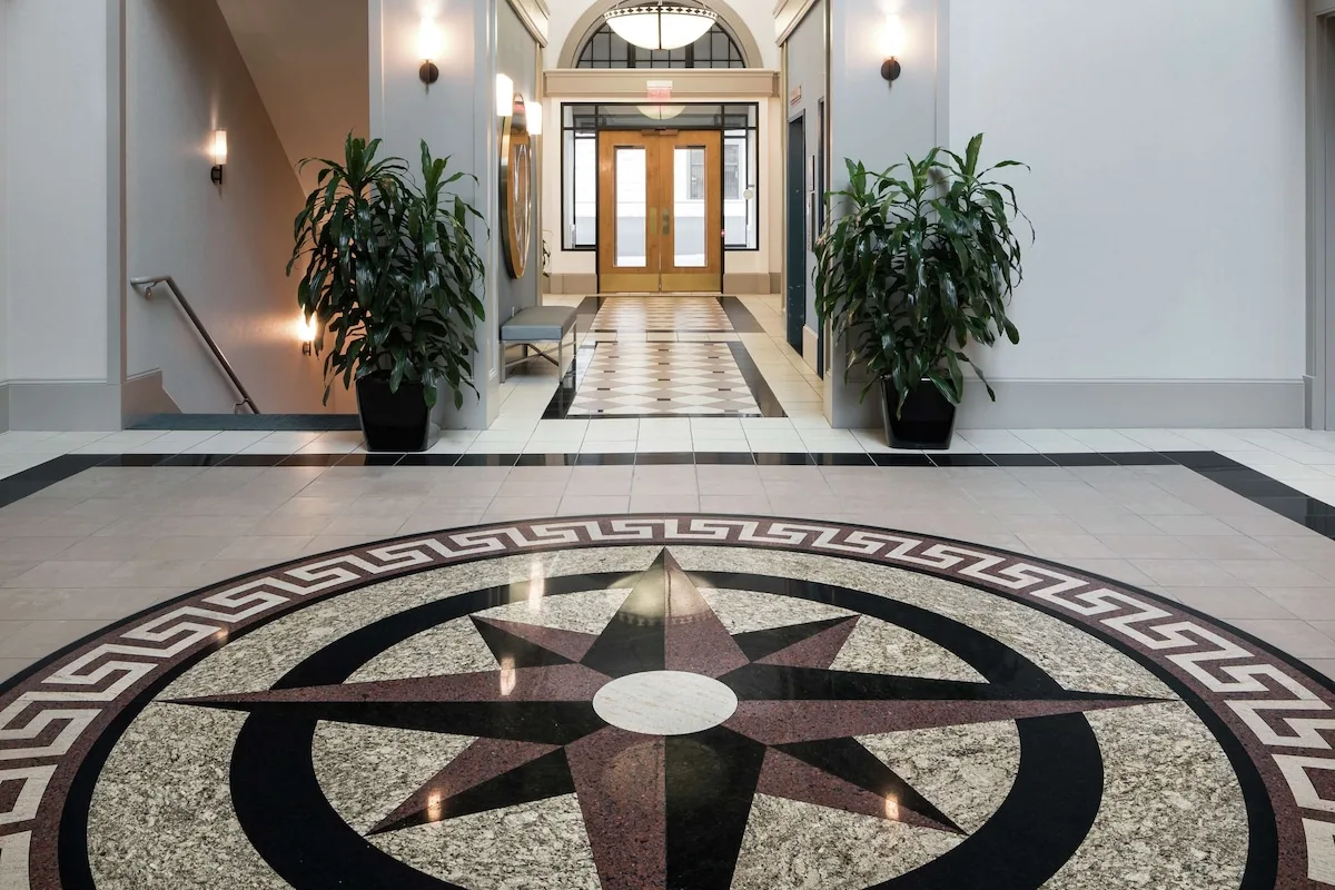 Hampton Inn & Suites Atlanta-Downtown.