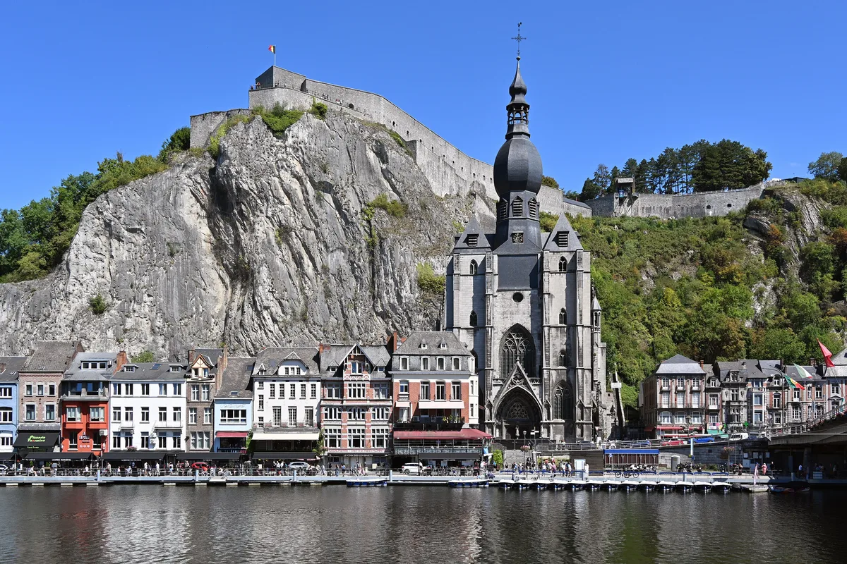 Dinant's collegiate church and citadel above the Meuse