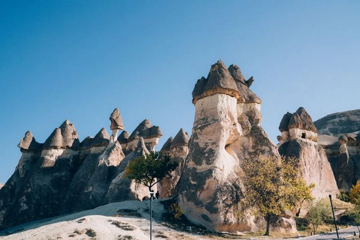 The mushroom-capped fairy chimneys of Paşabağ, the Monks Valley