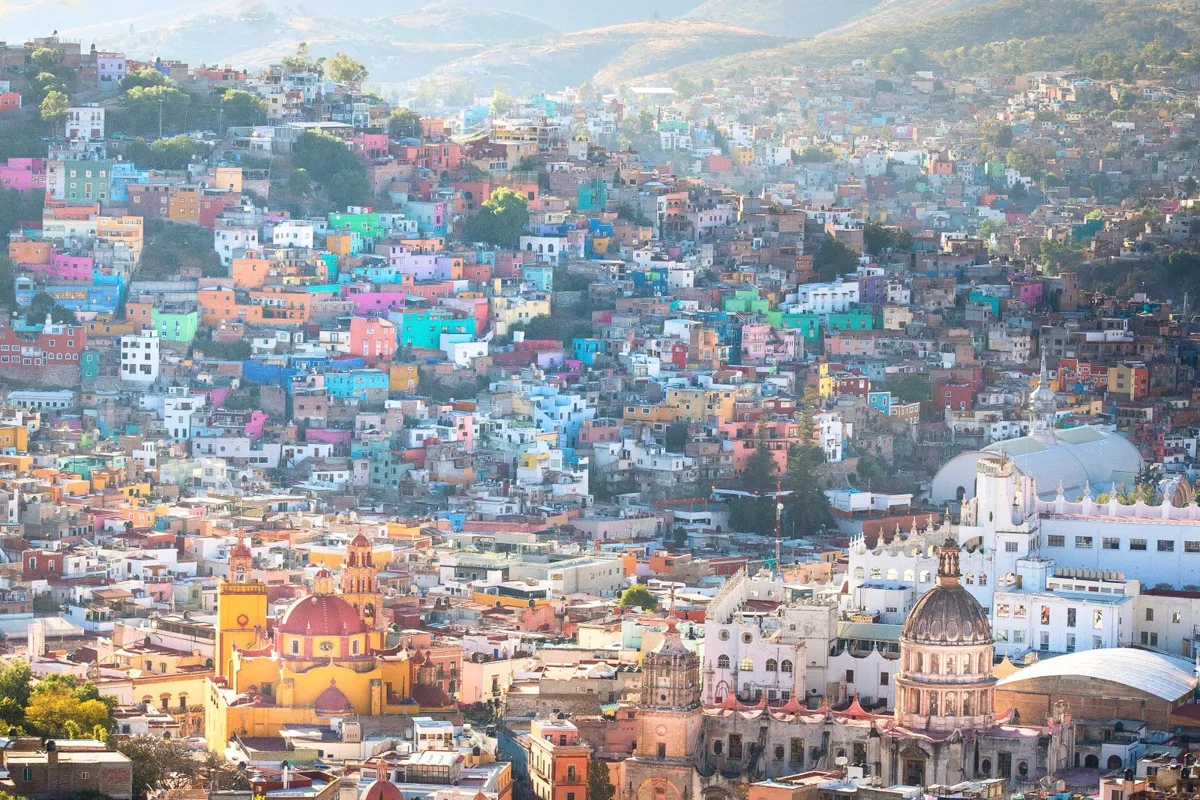 The coloured houses of Guanajuato spread across the hills around the centre