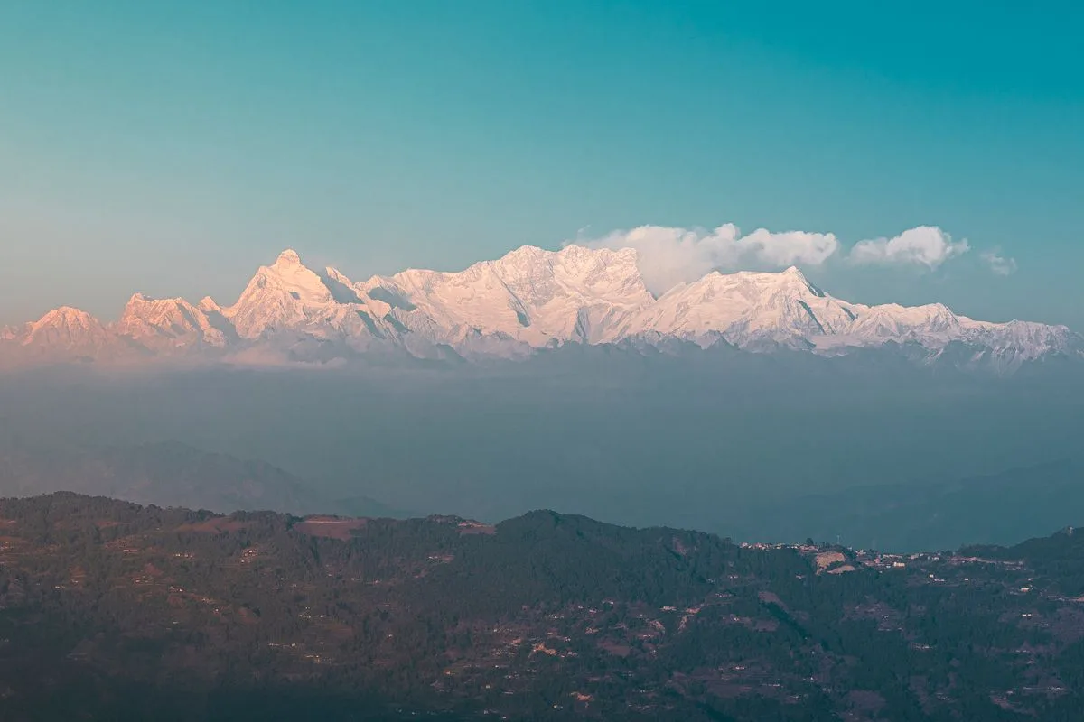Sunrise light on the Himalaya from the Nagarkot ridge