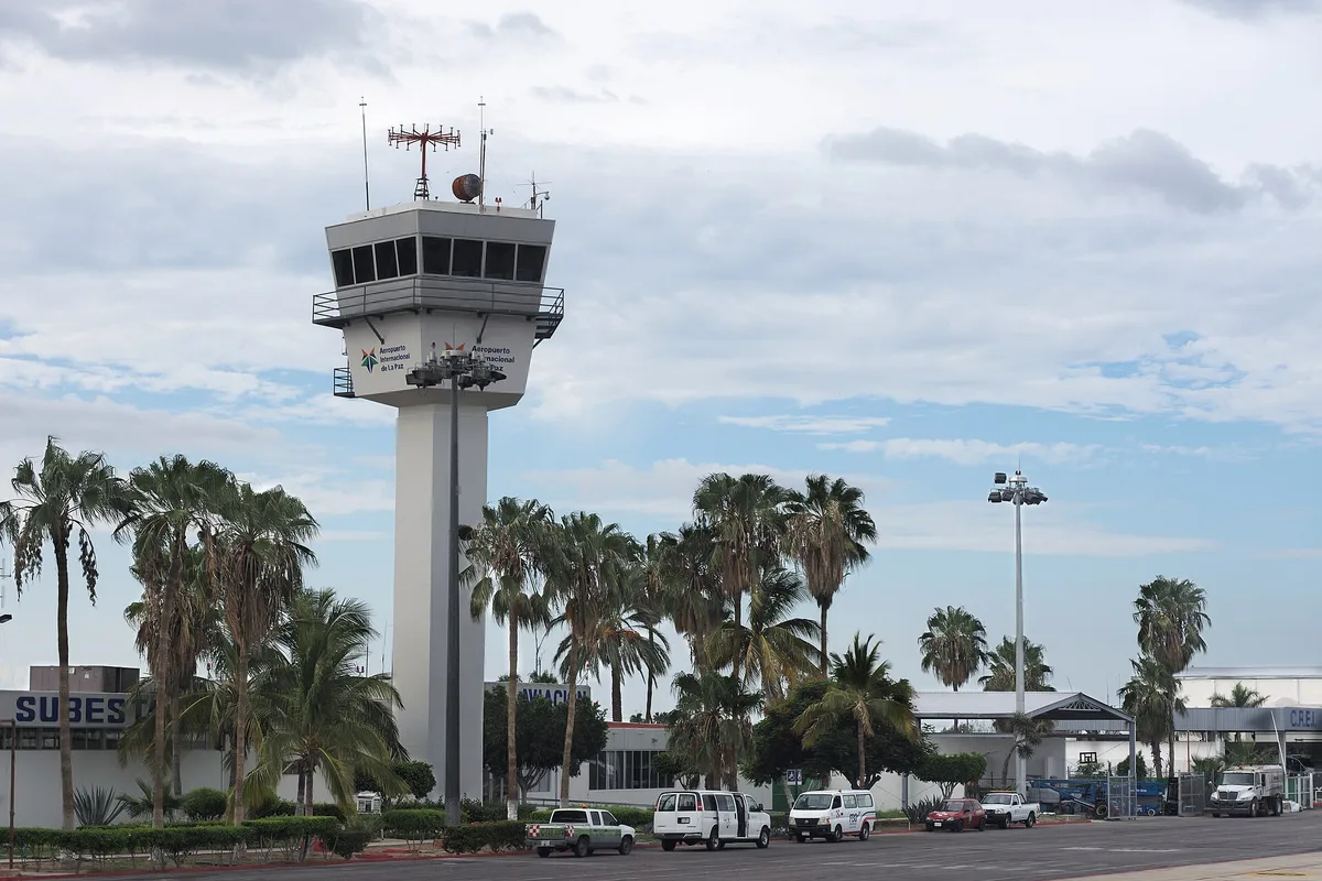 The control tower and terminal palms at La Paz International Airport (LAP)