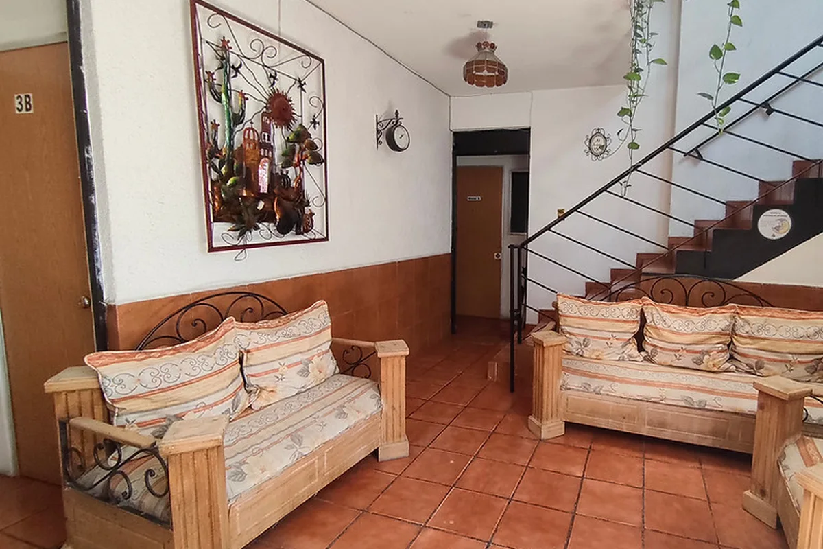 Hostal Menavi.