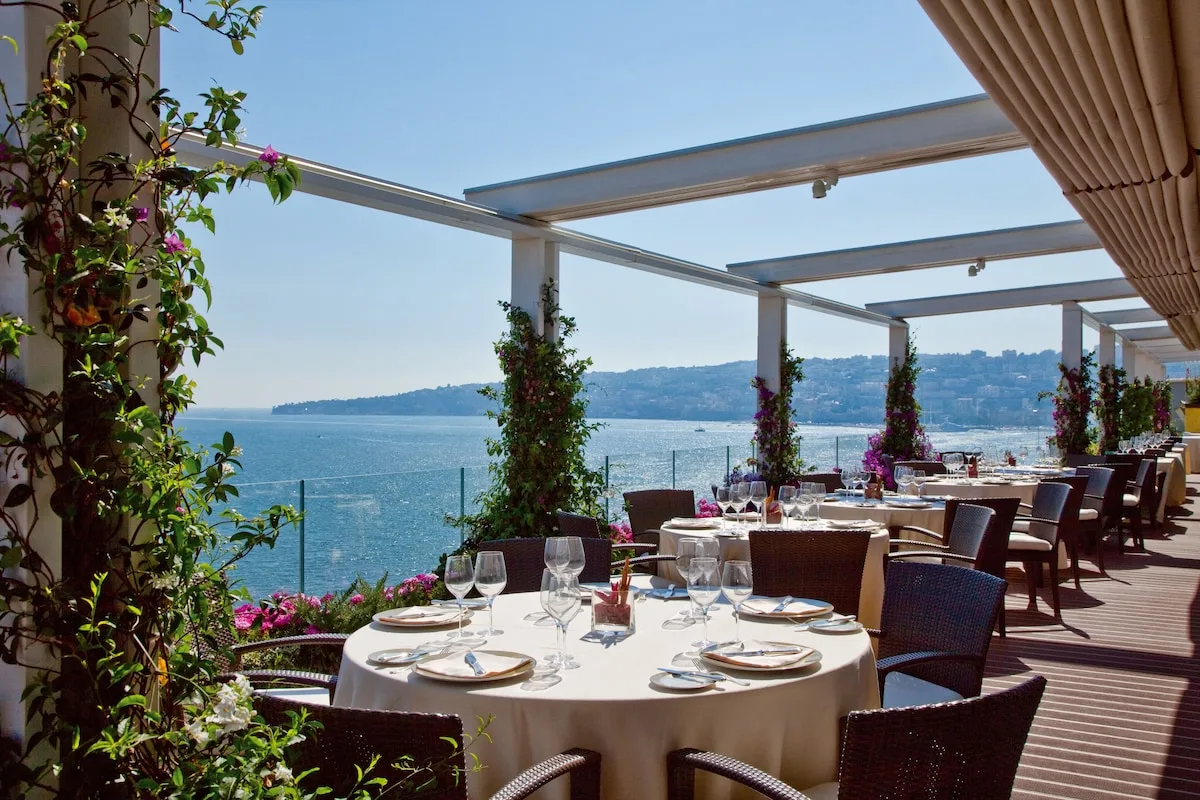 Grand Hotel Vesuvio.