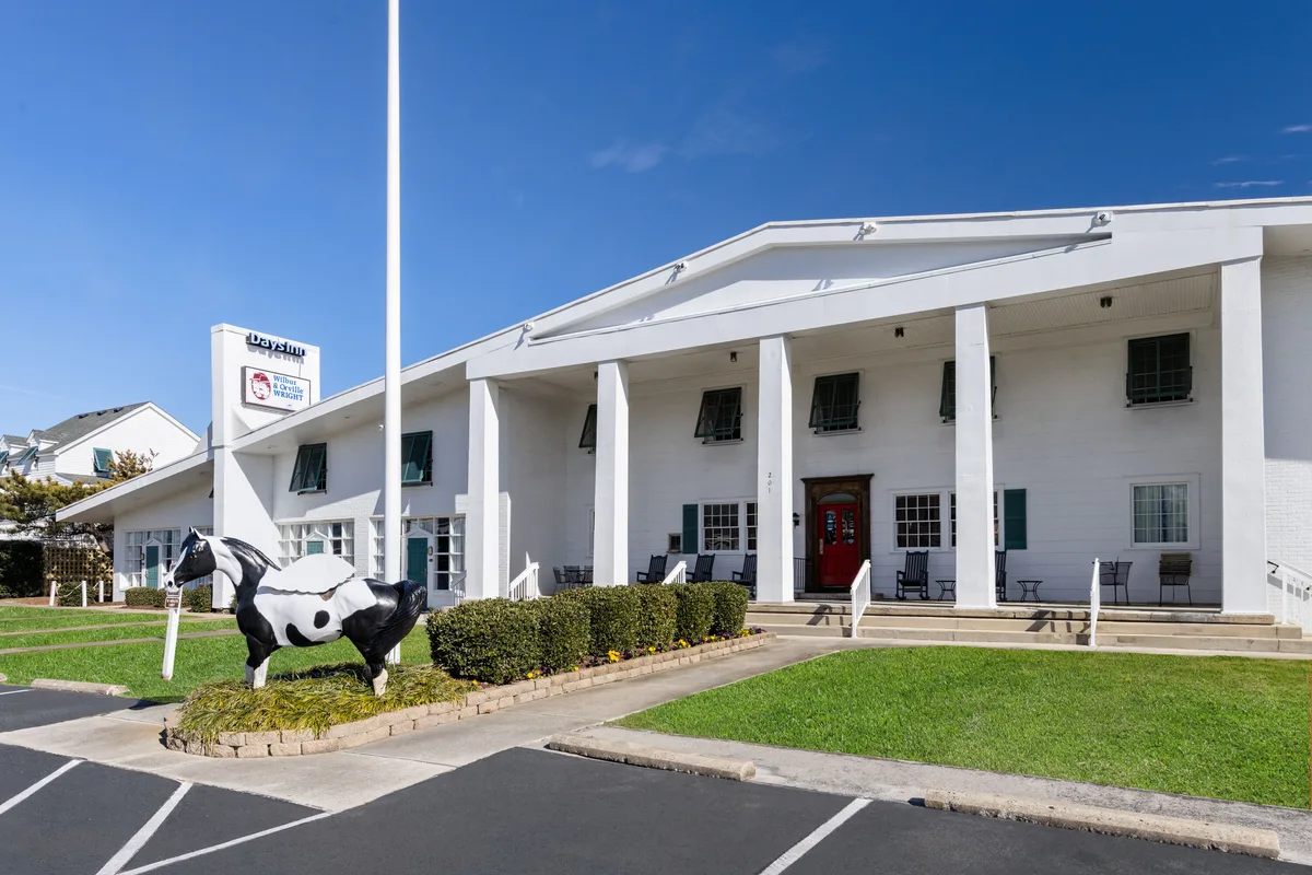 Days Inn by Wyndham Kill Devil Hills Oceanfront - Wilbur.