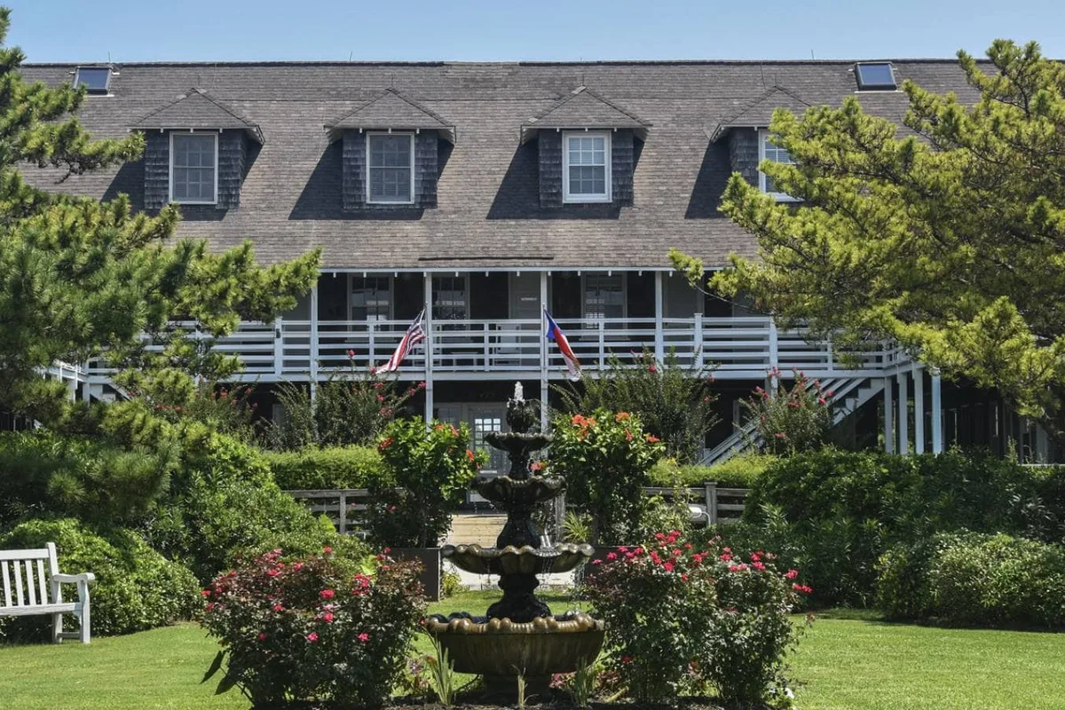 First Colony Inn.
