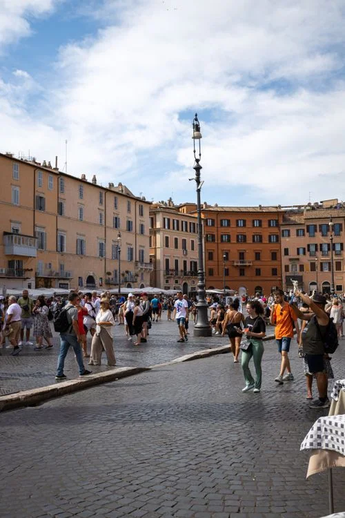 Italian language phrases for travellers