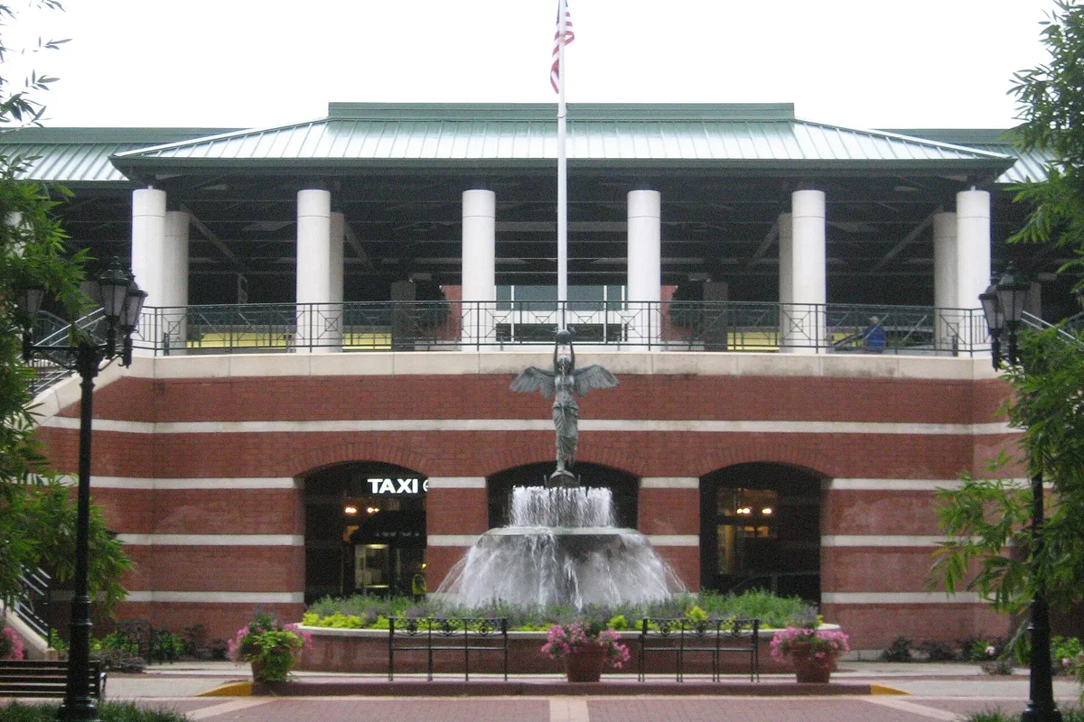 The courtyard and fountain outside Savannah/Hilton Head International Airport's terminal